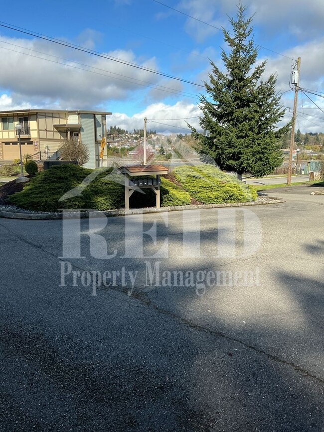 Photo - 2609 25th St