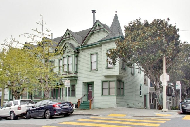 Photo - 197 Henry St