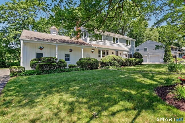 Photo - 145 Casmir Dr