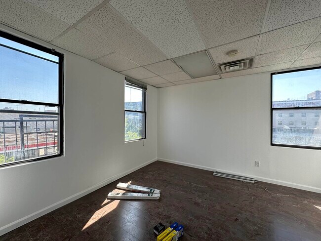Photo - 166 15th St Unidad 4