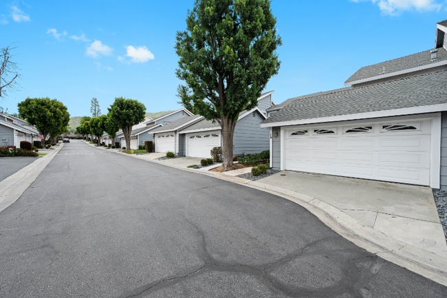 Photo - 12168 Mt Vernon Ave