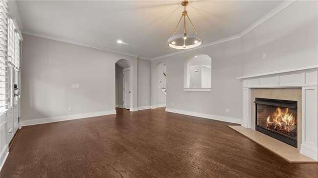 Photo - 183 Fowler St