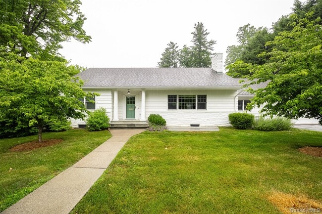 Photo - 46 Barnard Ave