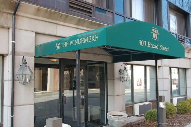Building Photo - 300 Broad St Unit #906