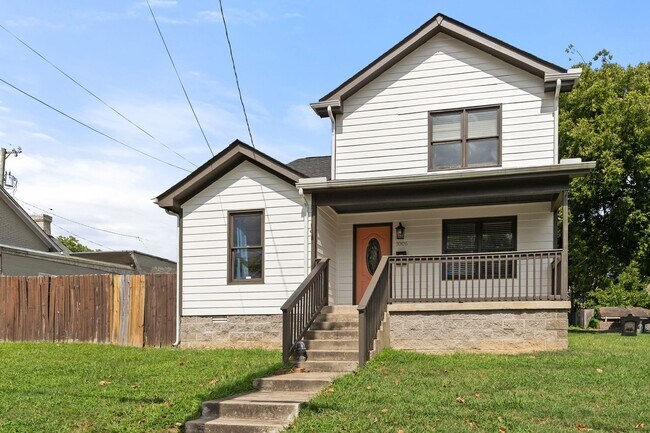 Photo - 1006 10th Ave N