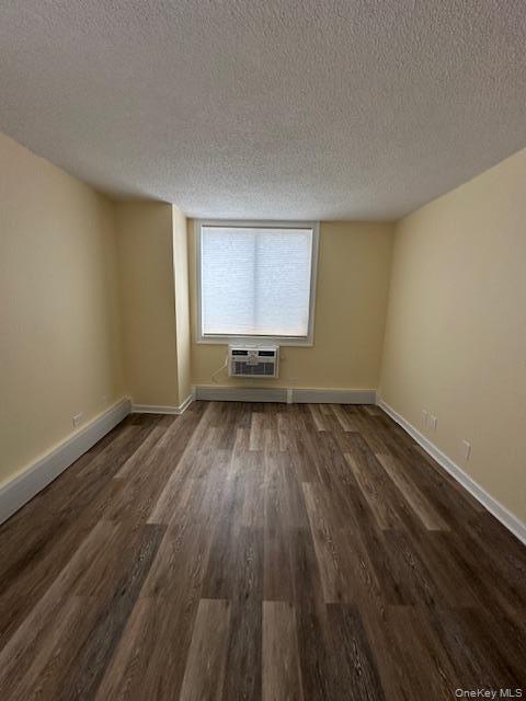 Photo - 14 Nosband Ave Unit 1j