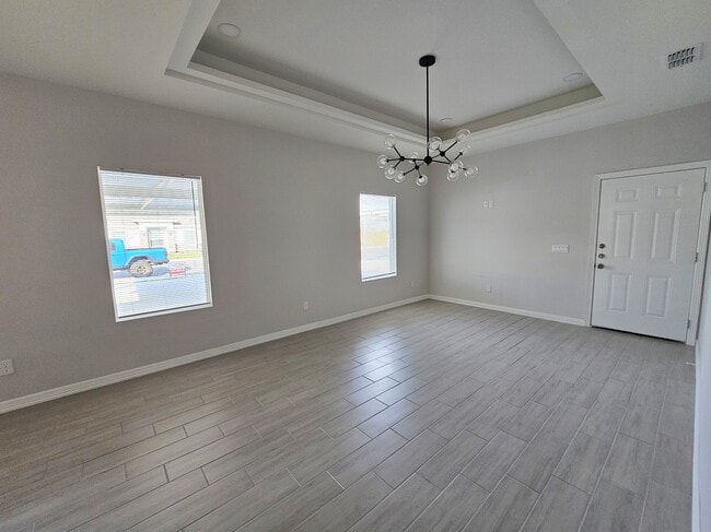 Photo - 1019 N Woodson Ave