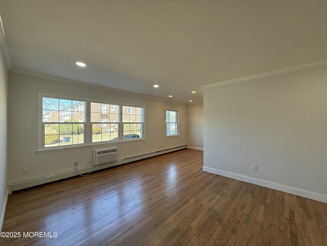 Photo - 58 Stonehurst Blvd Unit D