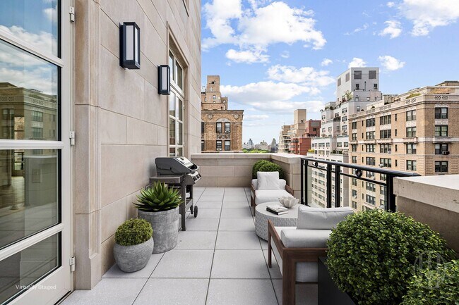 Building Photo - 1165 Madison Ave Unit PHB