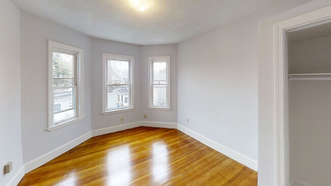 Photo - 11 Partridge Ave Unit 3-bed SOMER