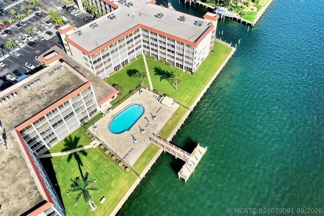 100 Paradise Harbour Blvd Unit 408