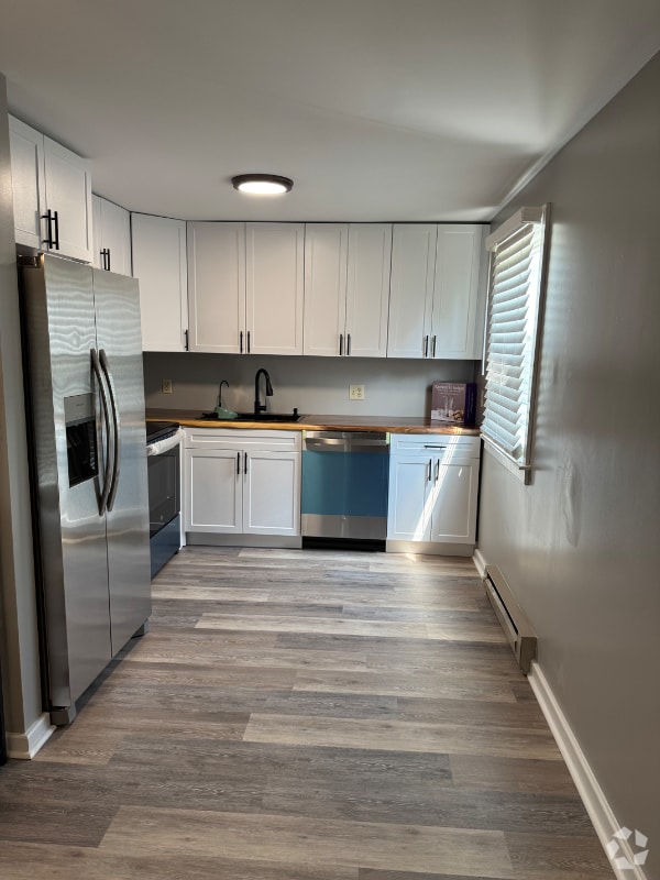 Building Photo - 402 Hanshue St Rental