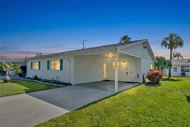 Photo - 5996 Hibiscus Dr Unidad 6
