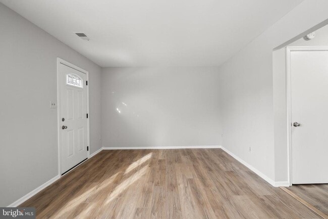 Photo - 7907 Timarand Ct