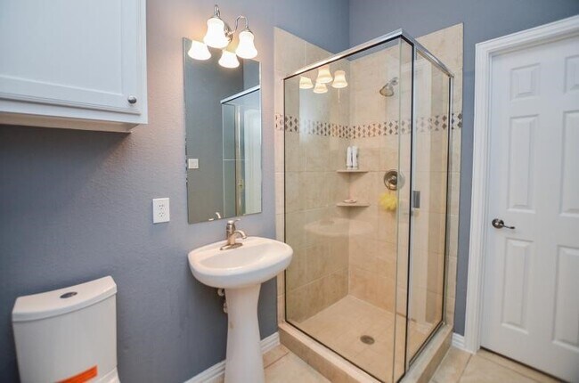 Photo - 4315 Village Forest Dr