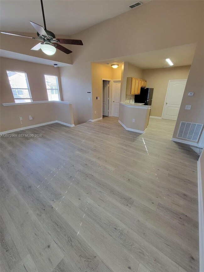 Photo - 17962 Villa Creek Dr Unit 17962