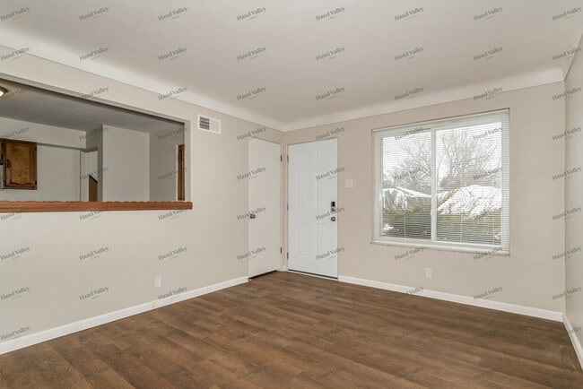 Photo - 1223 Lakeview Ave