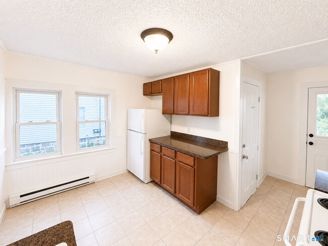 Photo - 64 Bannon St Unit 2