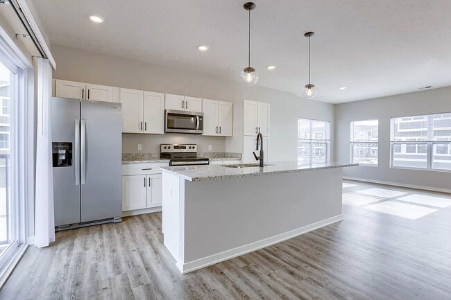 Photo - 20855 R Ct