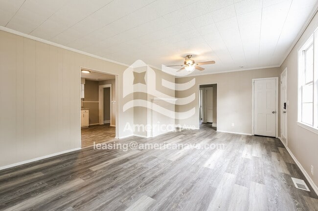 Photo - 2229 Ridgewood Ave