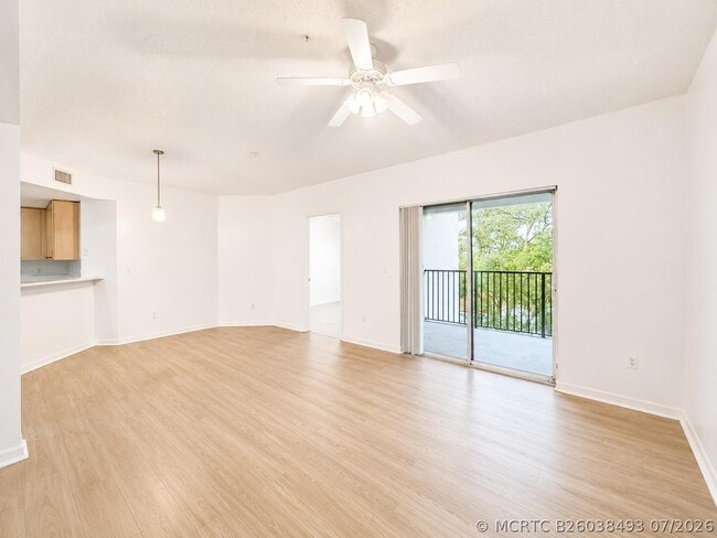 Building Photo - 5056 Lantana Rd Unit 4302