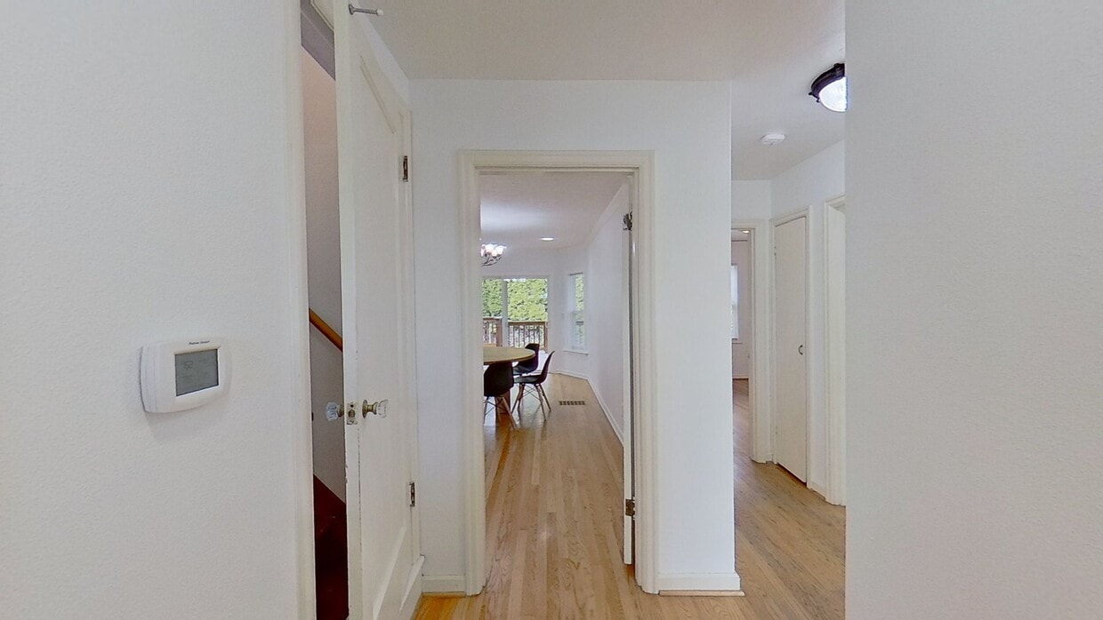 Photo - 4713 N Willamette Blvd House