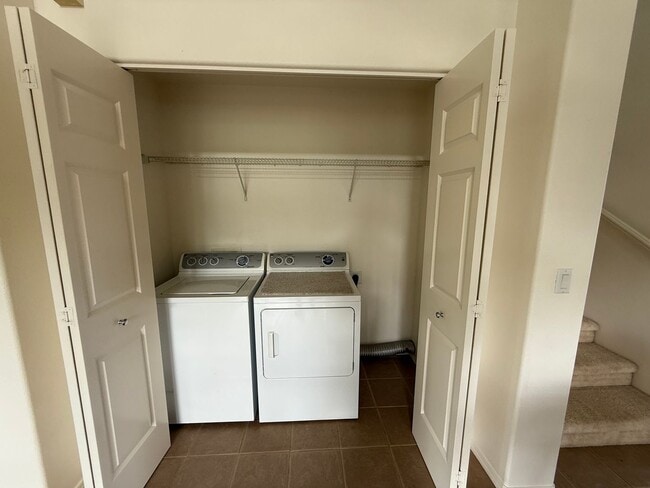 Photo - Regency at Huleia Lihue Two bedroom, two and a half bath, unfurnished corner unit Townhome.