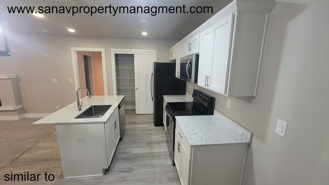 Photo - 4031 NE 5th St