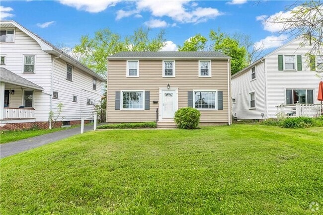 Building Photo - 20 Irvington Rd Rental