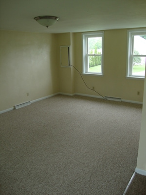 Building Photo - 415 Oak Dr Unit Fl. 1