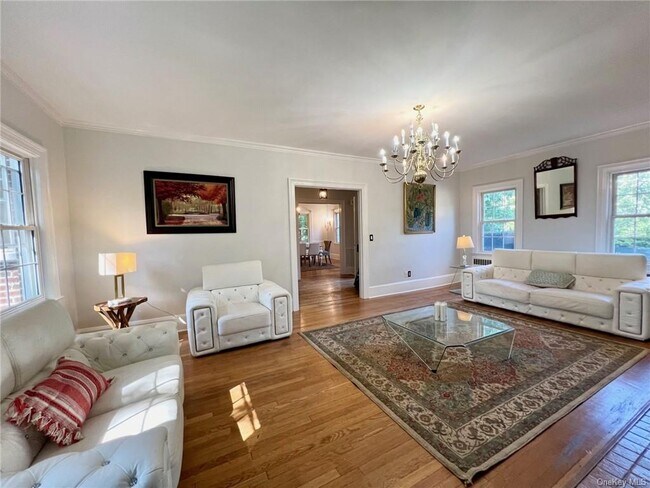 Photo - 70 Frederick Pl