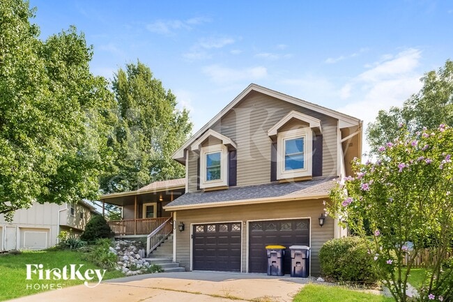 Photo - 7357 N Rhode Ave