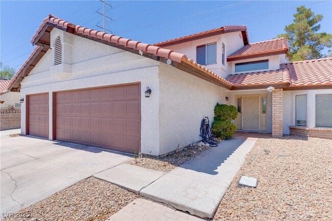 Building Photo - 1517 Kirby Dr Rental