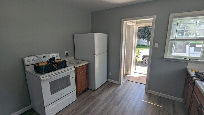 Photo - 2 bedroom available in Evansdale