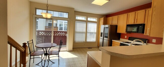 Cocina - 5823 Pearson Ln