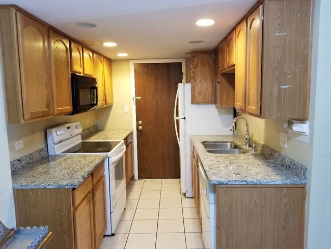 Photo - 12817 Carriage Ln Unit 8