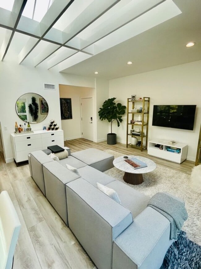 Photo - The WEHO Orlando Unidad 3