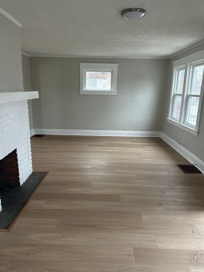 Photo - Cleveland East Side Single Cash Pay/Section 8