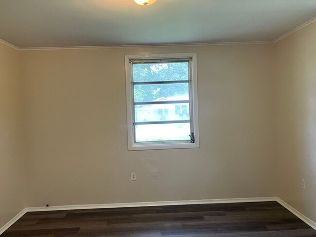 Photo - Cute 2BR/1BA Zephyrhills Duplex NO APPLICATION FEE!