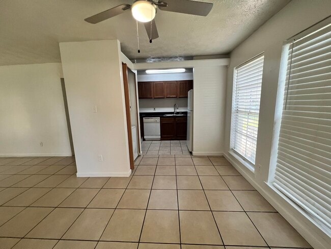 Photo - 2020 Continental Ave