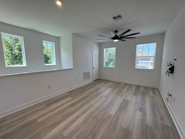 Photo - 1 Bedroom Garage Apartment Island Village of Celebration