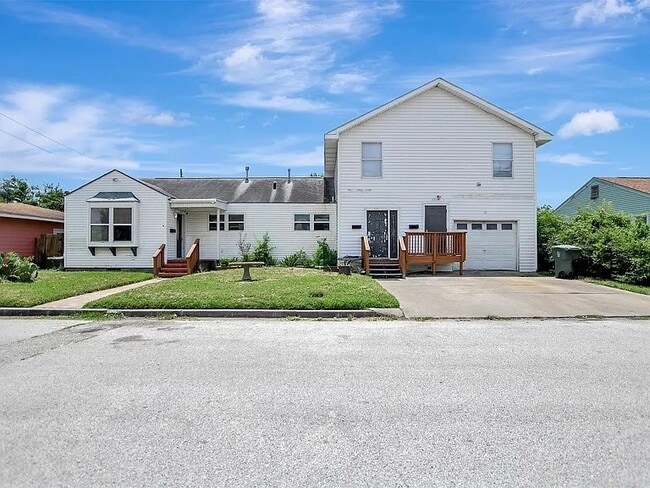 Building Photo - 5309 Perry Ave