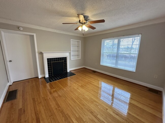 Photo - 637 Blanton Ln