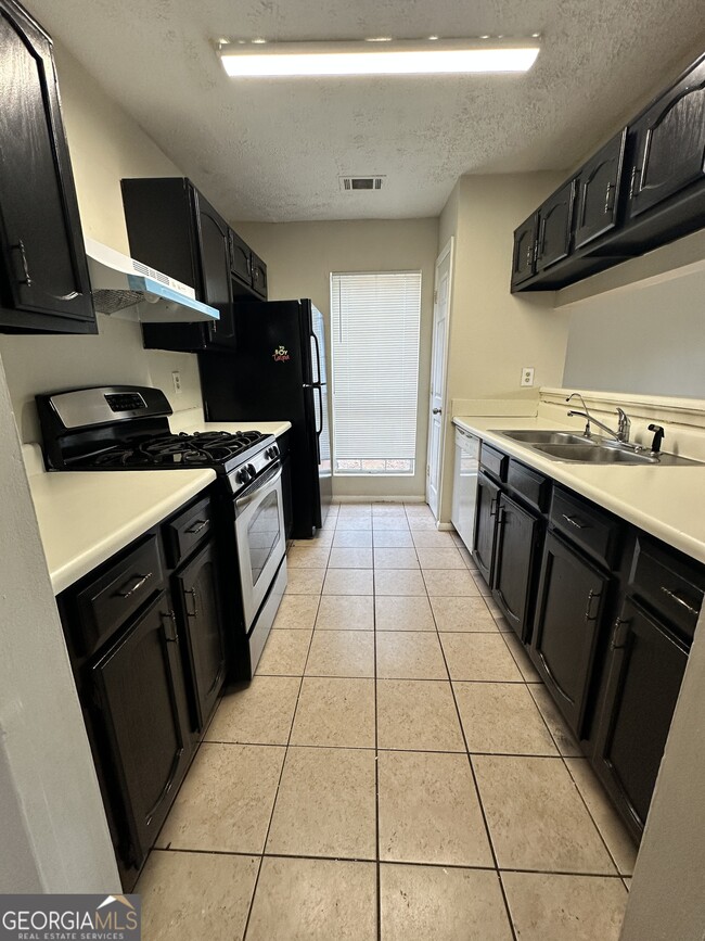 Photo - 1011 Hampton Hill Ct