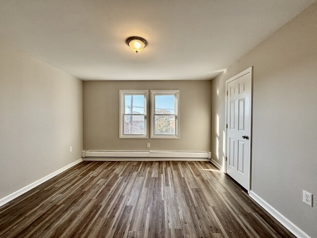 Bedroom - 760 Grove St Apartments Unit 3