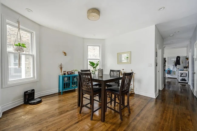 Photo - 3244 N Hamlin Ave Unit #2