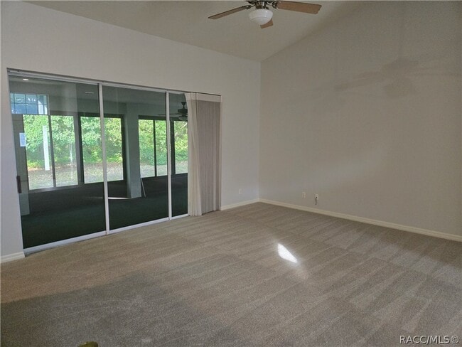 Photo - 14 Hollyhock Ct