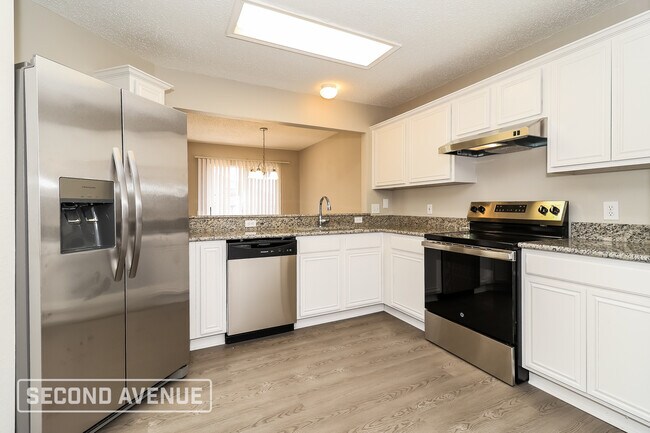 Photo - 8525 Auburn Dr