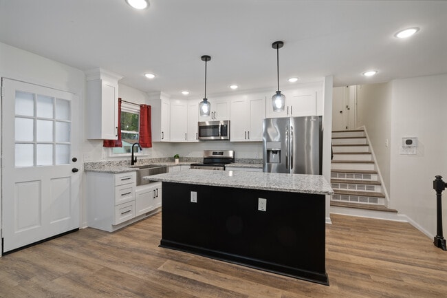 Cocina - 825 York St