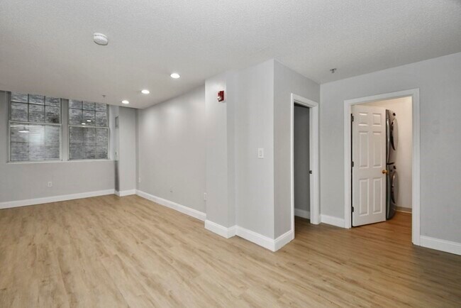 Photo - 200 Market St Unit 3305